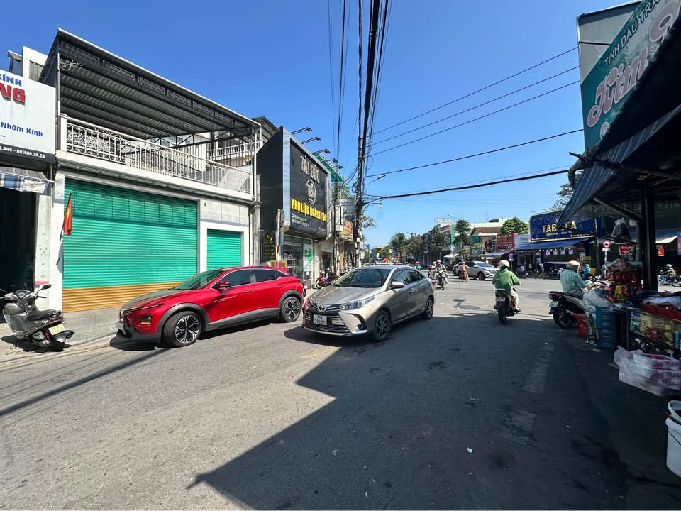 Nhà 3 Tầng Mặt Tiền Kinh Doanh Huế - 150m² Ngay Ngã 3 Hùng Vương - 15 Tỷ