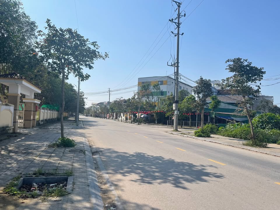 Đất nền 300m² Đường Hàn Quốc TP Vinh - Sổ đỏ sẵn sàng, tiềm năng kinh doanh