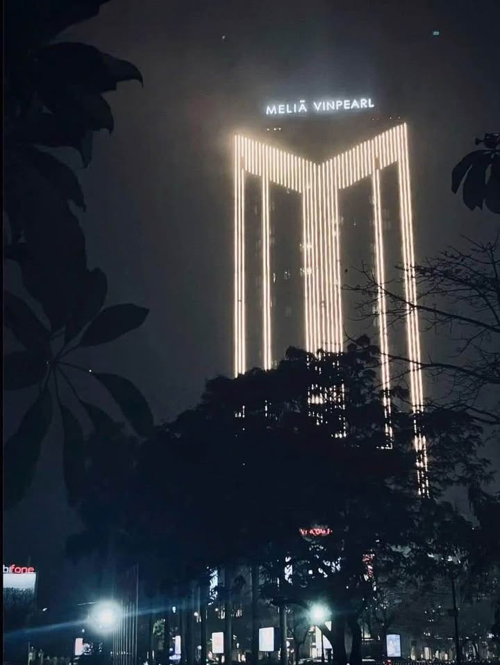 Khách Sạn 10 Tầng Mặt Tiền Kinh Doanh Huế - 216m² - Sổ Hồng