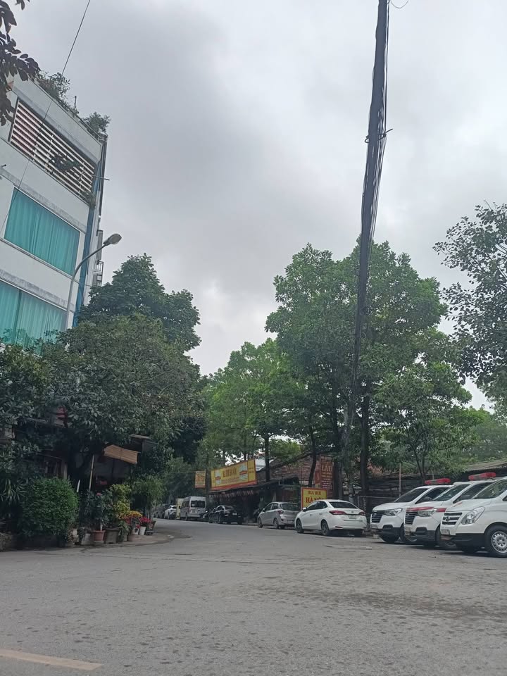 Bán Gấp Nhà Liền Kề Góc KĐT Xa La, Hà Đông - 62m², 4 Tầng, 16 Tỷ