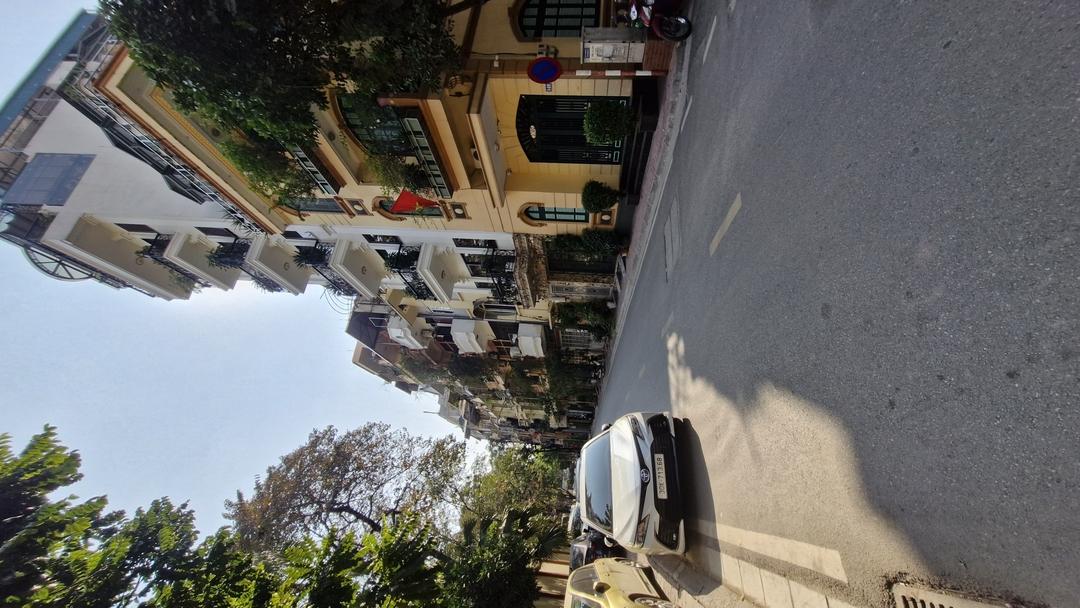 Nhà Mặt Phố Hoàng Sâm Cầu Giấy 40m² - Lô Góc Kinh Doanh Đỉnh Cao