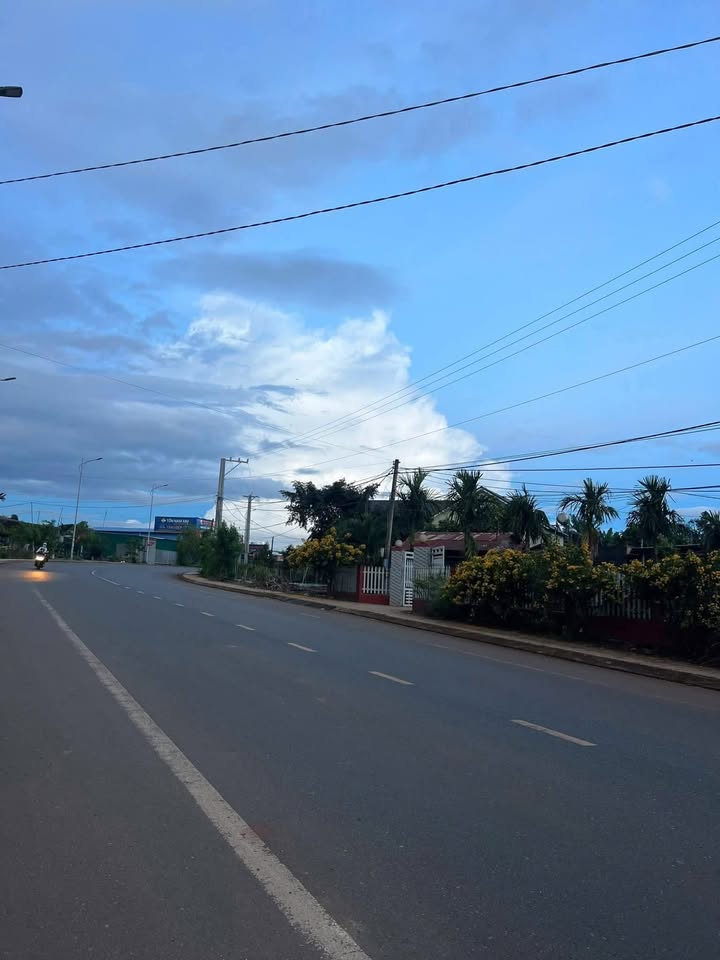 Đất nền Tỉnh lộ 724 Đà Lạt 210m² - Sổ đỏ chính chủ, bán gấp 2.2 tỷ!