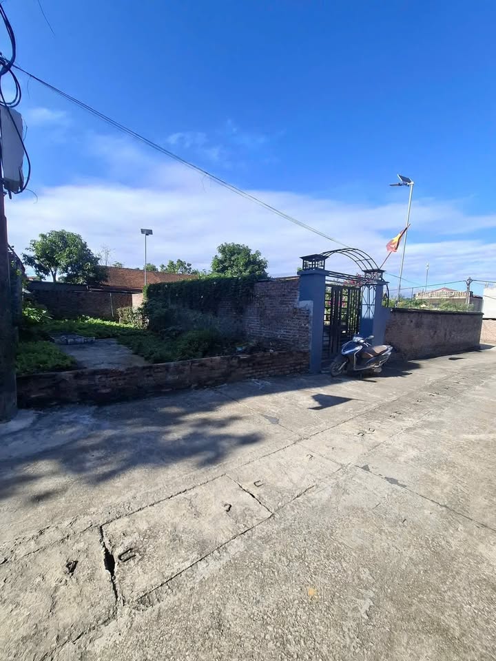 Đất nền Chương Mỹ 96m² - Sổ đỏ chính chủ, ô tô tránh!