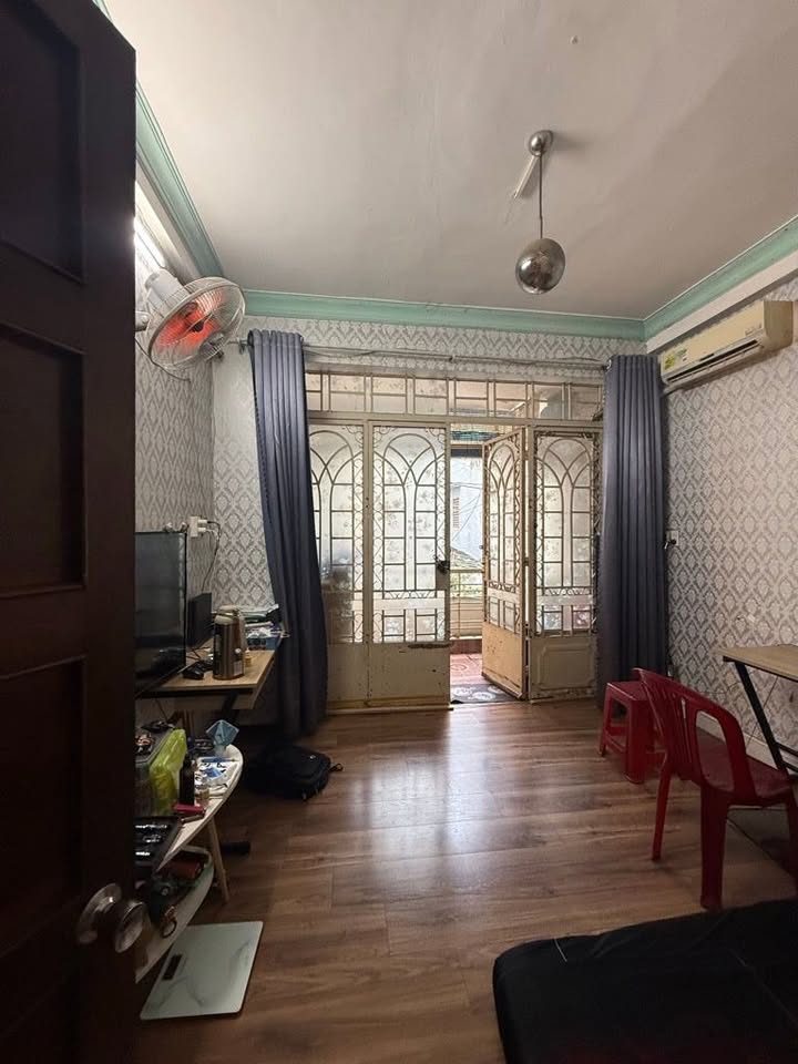 Nhà Hẻm Xe Hơi Nguyễn Tri Phương Q10 - 36m², 6PN, 5 Tầng - Giá 11.5 Tỷ