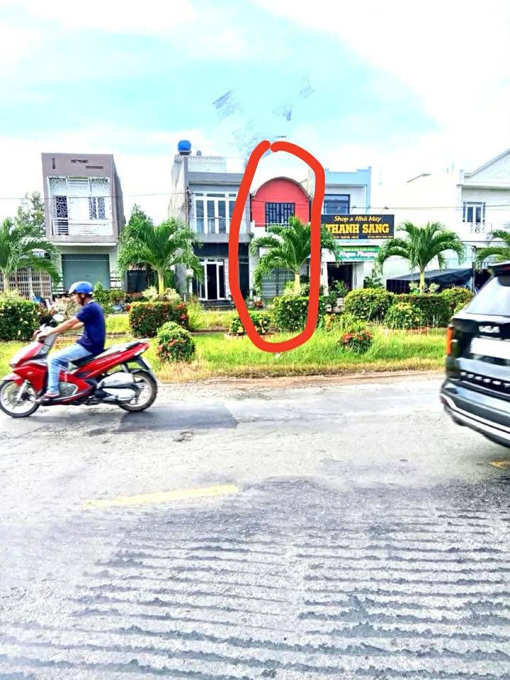 Nhà 2 Mặt Tiền Quốc Lộ 62, Tân An - 80m², Sổ Hồng, Kinh Doanh Đỉnh