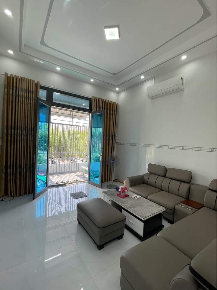 Nhà 80m² Mỹ Quý, Long Xuyên - 3PN, Sổ Đỏ, Ô tô vào nhà
