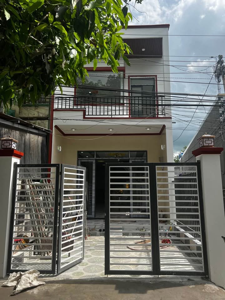 Nhà 2 Lầu P.Mỹ Quý, Long Xuyên - 82m² Sổ Hồng Riêng