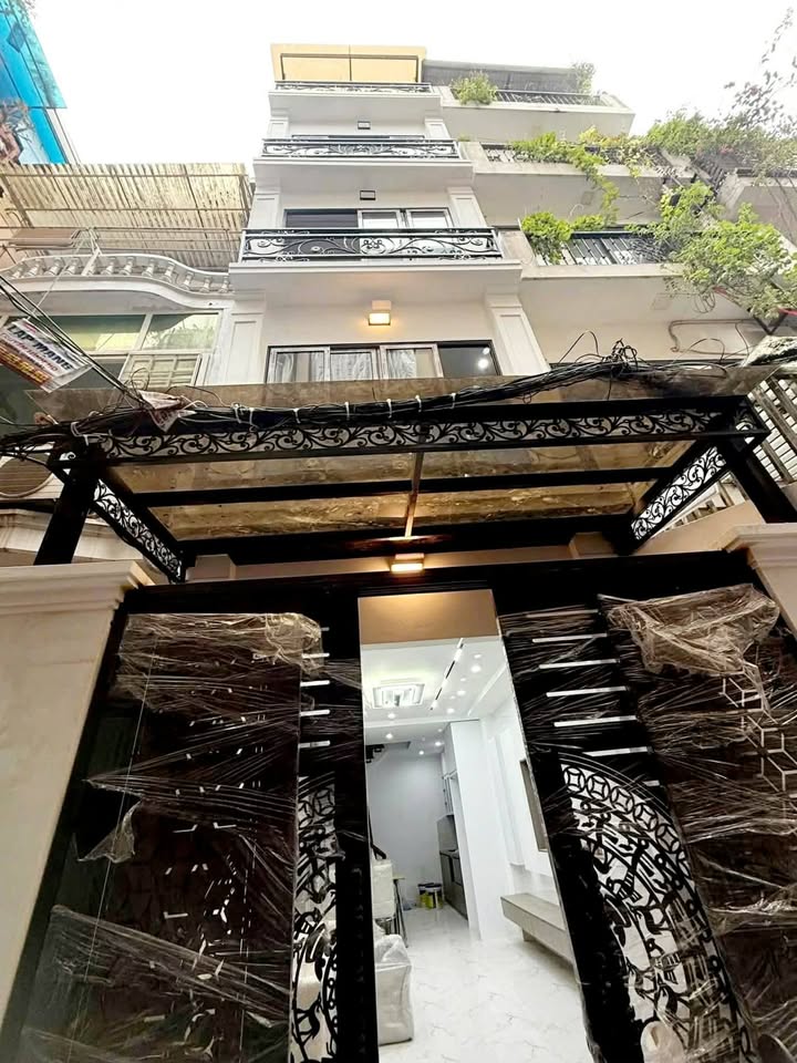 Nhà riêng Hoàng Hoa Thám, Ba Đình 36m² - Full nội thất, ở ngay!