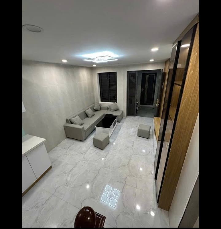 Nhà riêng Minh Khai, Hai Bà Trưng 22m² - Sẵn sàng ở ngay!