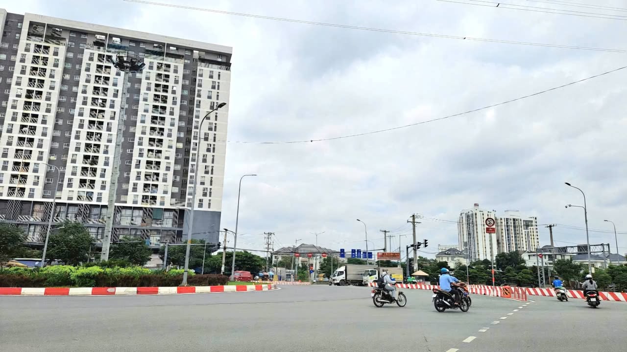 Đất nền Bưng Ông Thoàn Quận 9 81m² giá 6 tỷ - Sổ đỏ chính chủ!