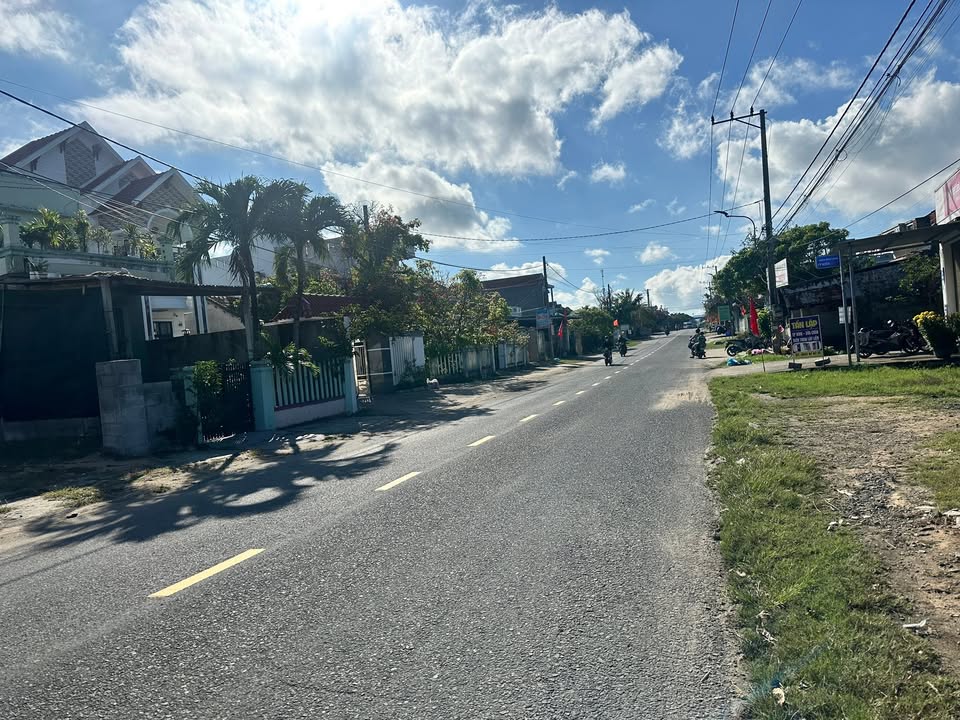 Bán nhà mặt tiền QL29 Đông Hòa Phú Yên 258m² - Sẵn sàng ở ngay!