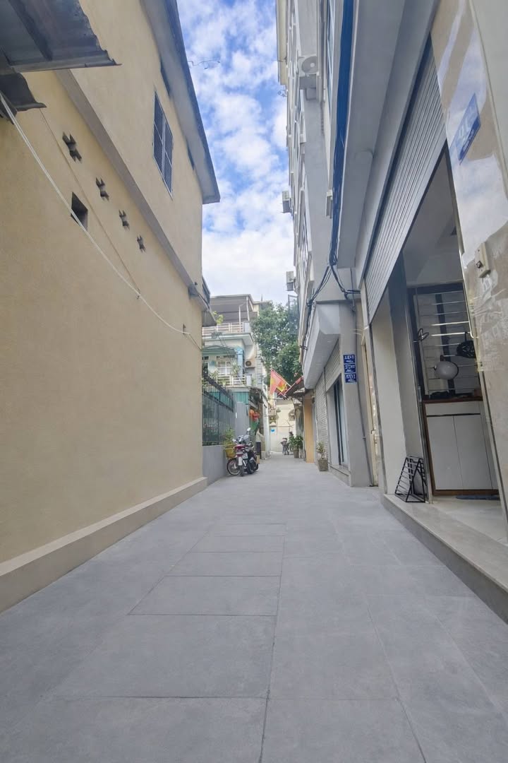 Nhà Phố Lê Trọng Tấn 33m² x 5 Tầng - Kinh Doanh Tốt - Cạnh Aeon Mall Hà Đông