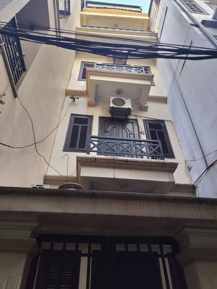 Nhà Chính Chủ Giáp Bát 47.6m² x 5 Tầng - Giá 8.9 Tỷ, Sẵn Sàng Về Ở