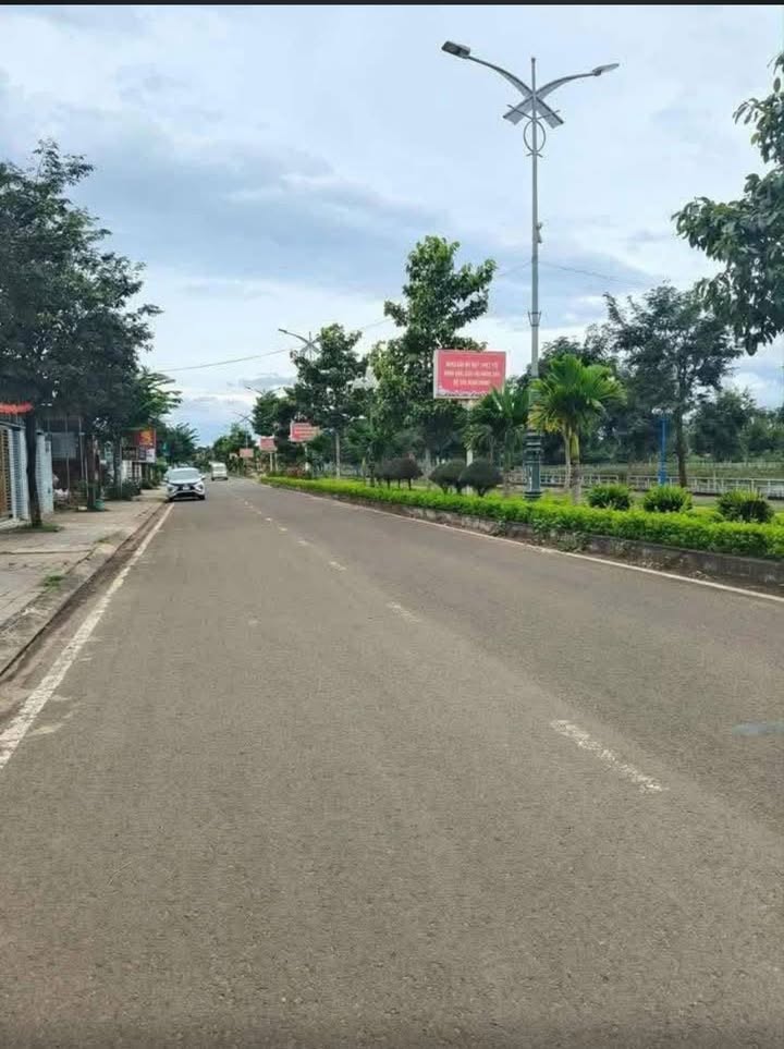 Đất Thổ Cư 200m² Mặt Tiền Phan Đình Phùng, Chư Sê - Kinh Doanh Đắc Địa 3 Tỷ