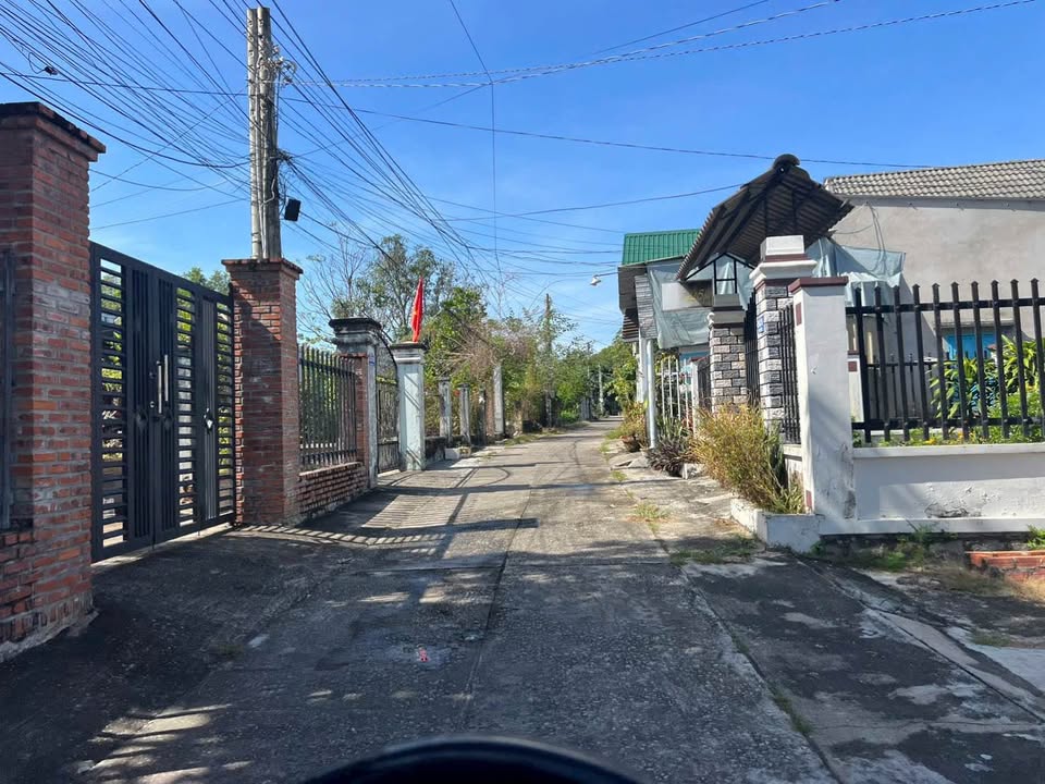 Đất nền La Gi 100m² sổ hồng - Hẻm Bêtong Ngô Quyền, Tân An