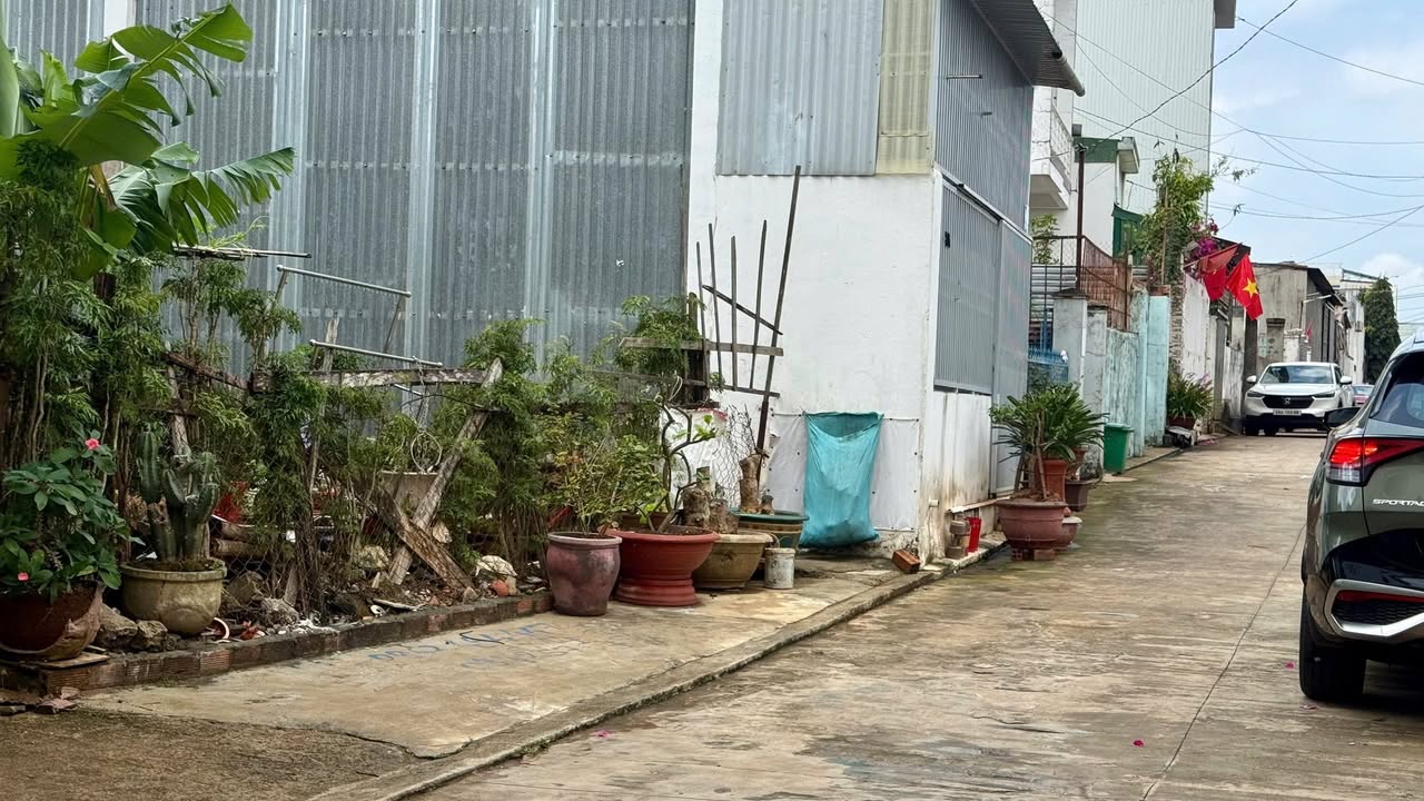 Đất thổ cư 98m² hẻm ô tô tránh Nguyễn Văn Cừ, Buôn Ma Thuột - Giá tốt