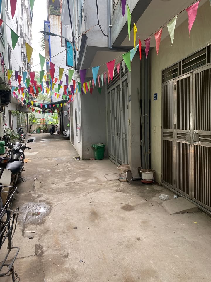 Nhà 3 Tầng Đầy Đủ Tiện Nghi Cho Thuê - Hà Đông, Gần Đại Học Phenika