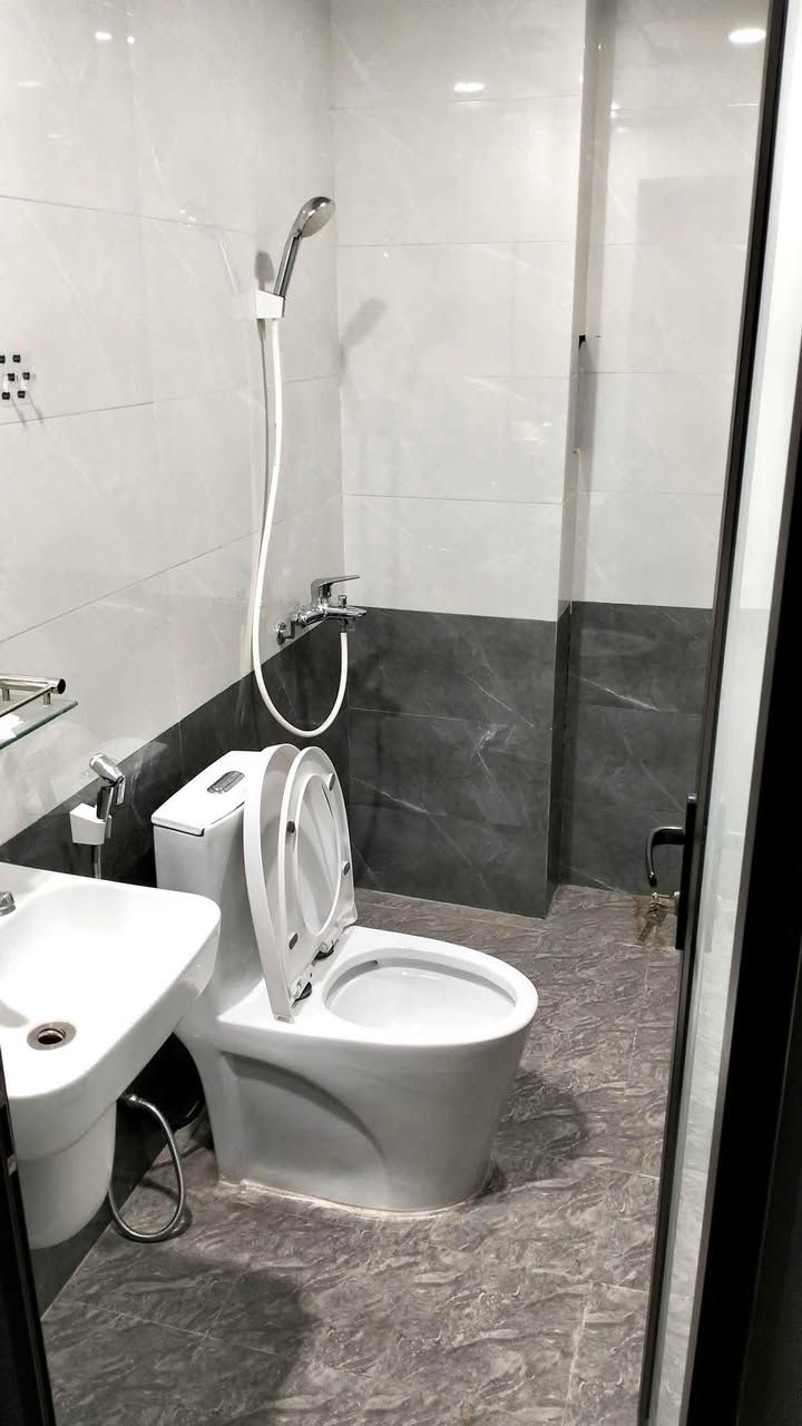 Cho thuê nhà Mậu Lương Hà Đông 55m² giá 25 triệu - Ô tô đỗ cửa!