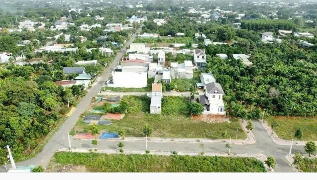 Đất nền Đường 13 Hòa Long 100m² - Đất thổ cư 100%, sổ đỏ sẵn!