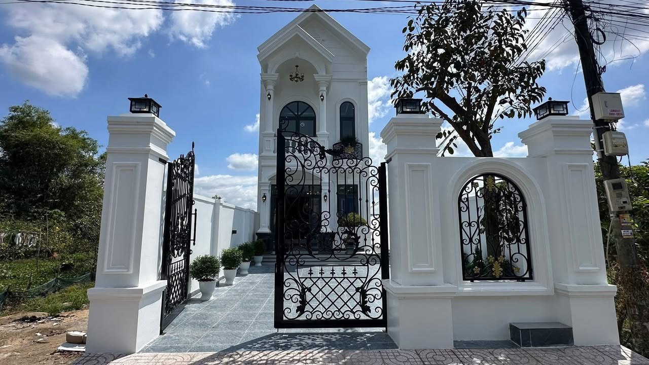 Nhà Mặt Tiền Cần Giuộc - 198m² (6x33m) 1 Lầu, 3PN - Giá 4.25 Tỷ (TL)