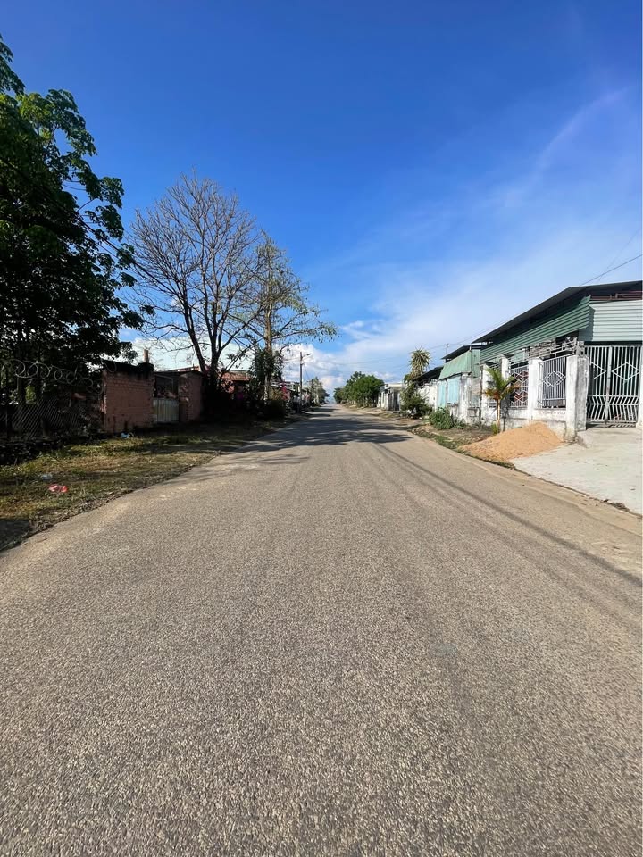 Đất nền Kon Tum 200m² mặt tiền Lê Thị Hồng Gấm - Tiềm năng tăng giá!