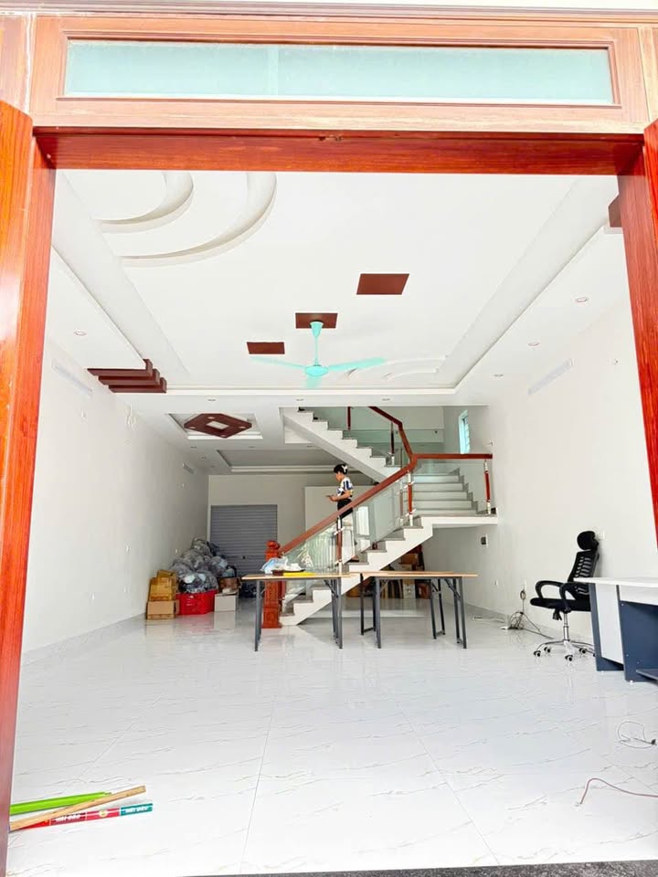 Nhà riêng Thị trấn Tiền Hải 120m² giá 2 tỷ - Sẵn sàng ở ngay