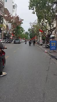 Nhà mặt phố Cát Dài 67m² giá 16.99 tỷ - Vị trí kim cương kinh doanh đắc địa!