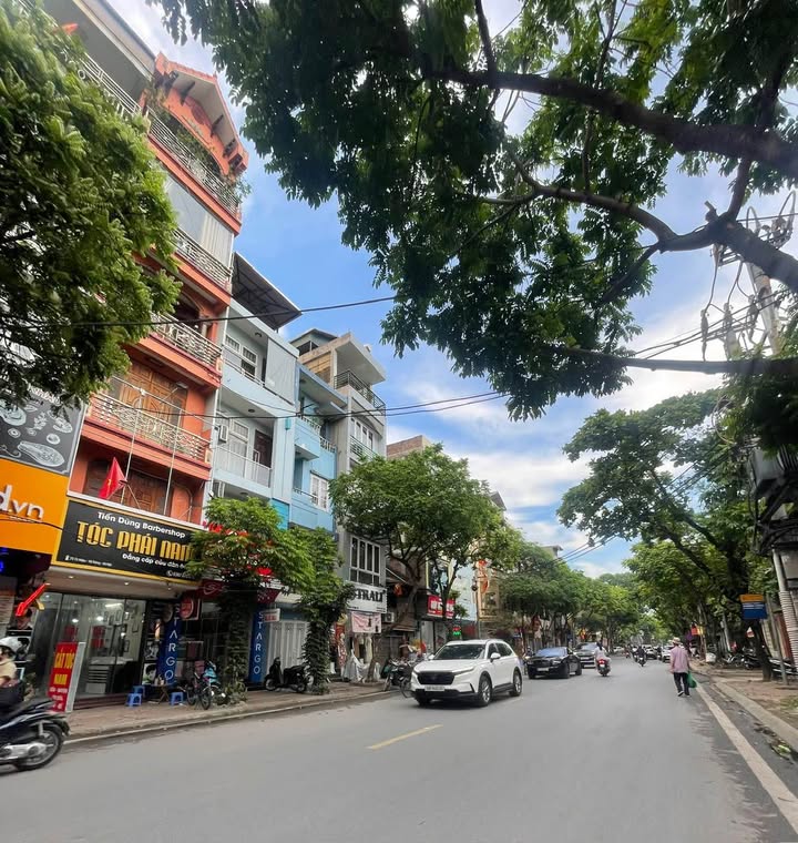 Nhà phố Kiến Hưng, Hà Đông 60m² giá 16 tỷ - Mặt tiền kinh doanh đắc địa!