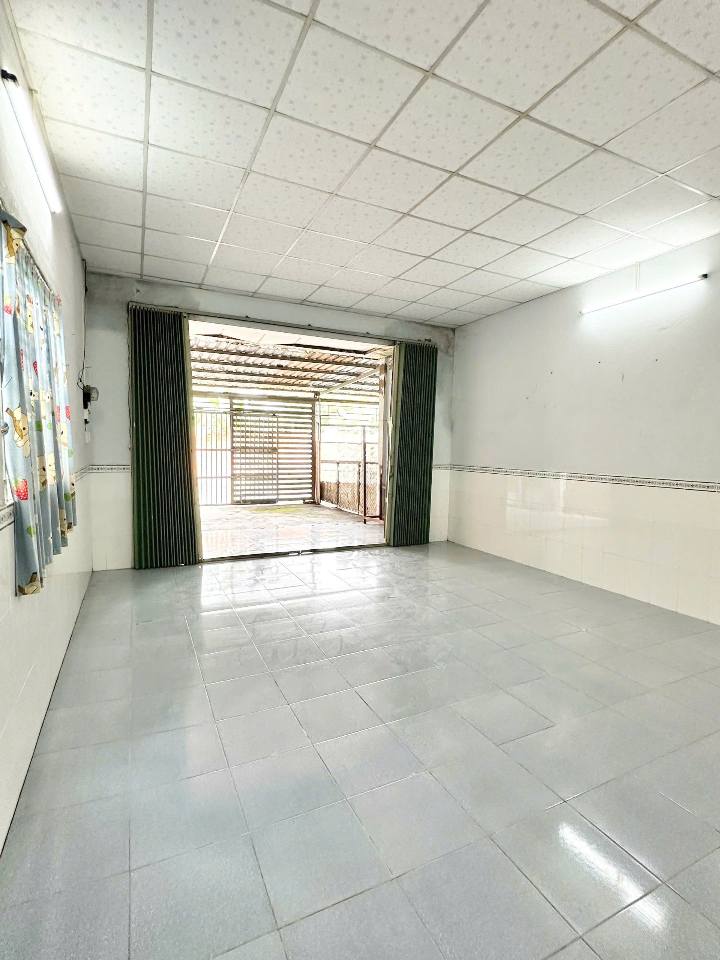 Nhà nguyên căn KDC 586 Cái Răng 3.5 triệu/tháng - Ô tô vào tận nhà!