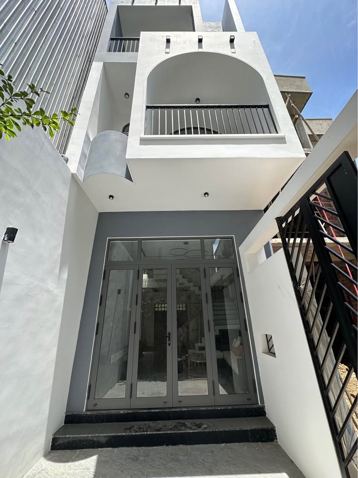 Nhà 3 Tầng Kiệt Trần Phú, Huế - 120m², 3 Tỷ, Gần Chợ Phước Vĩnh