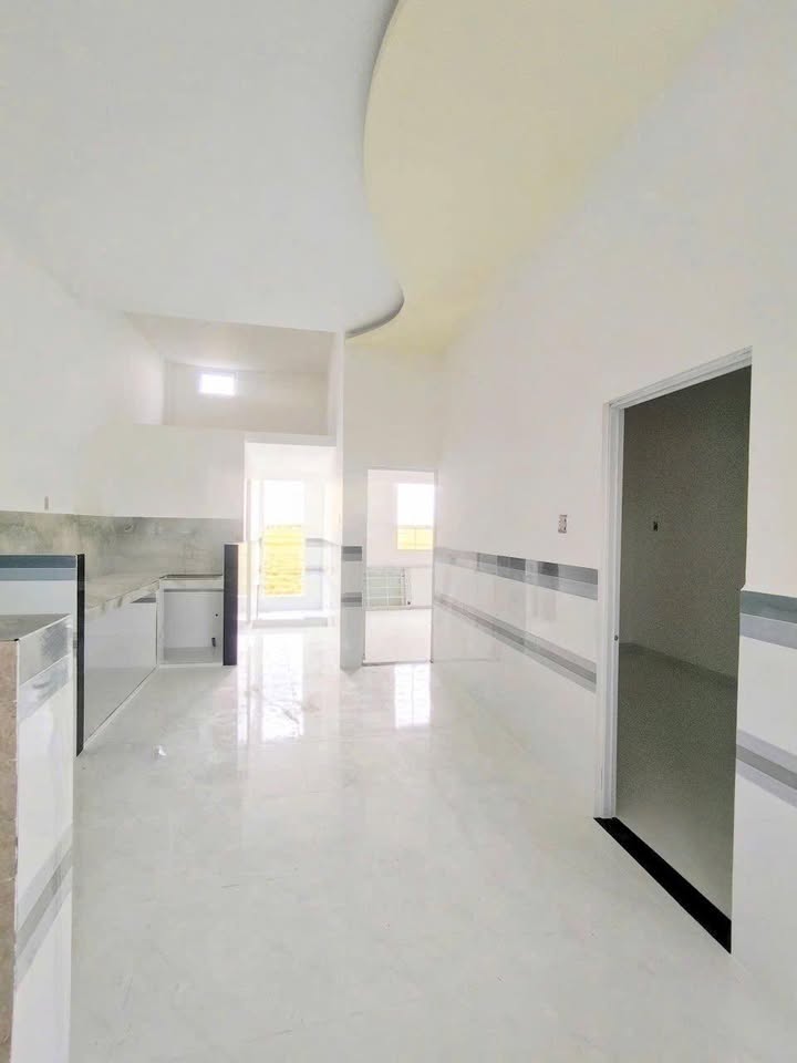 Nhà Mặt Tiền Đồng Khởi, Biên Hòa 185m² - Kinh Doanh Sầm Uất, Sẵn Sàng Ở Ngay