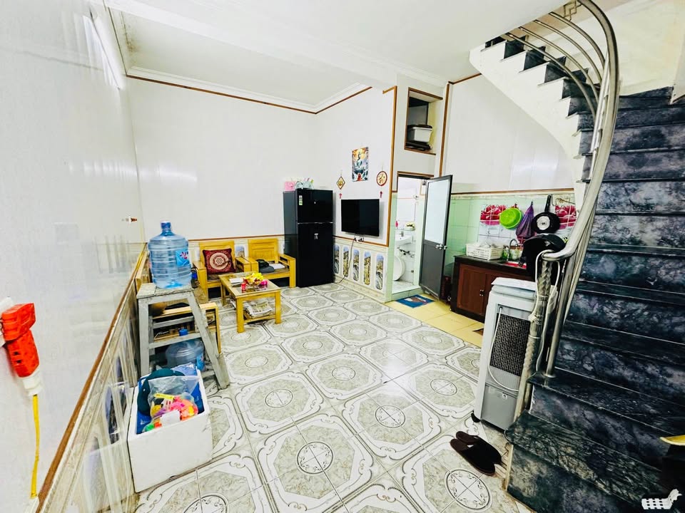 Nhà Riêng Ngõ 89 Tôn Đức Thắng 30m² - Sẵn sàng ở ngay!