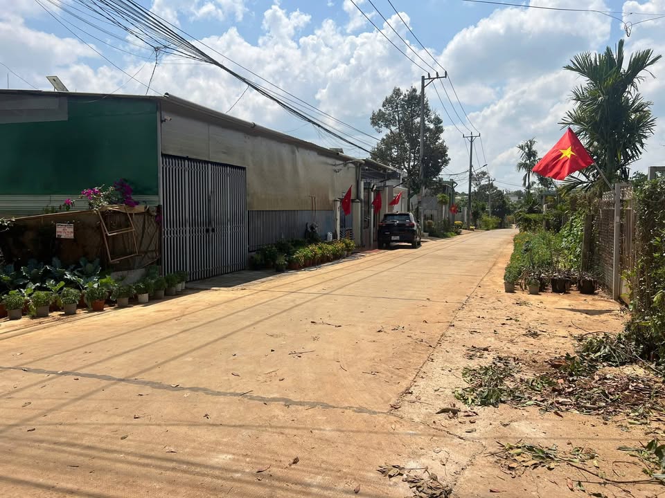 Đất Vàng 170m² Hẻm 43 Nguyễn Tuân, Pleiku - Sổ Đỏ, Giá Tốt