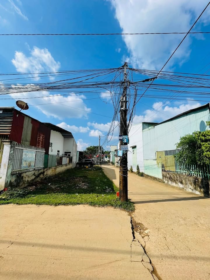 Đất nền Pleiku 110m² giá 850 triệu - Sổ đỏ chính chủ, 2 mặt tiền!