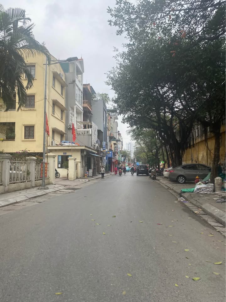 Nhà riêng Khương Đình, Thanh Xuân 42m² giá 7 tỷ - Vị trí đẹp, sổ hồng sẵn!