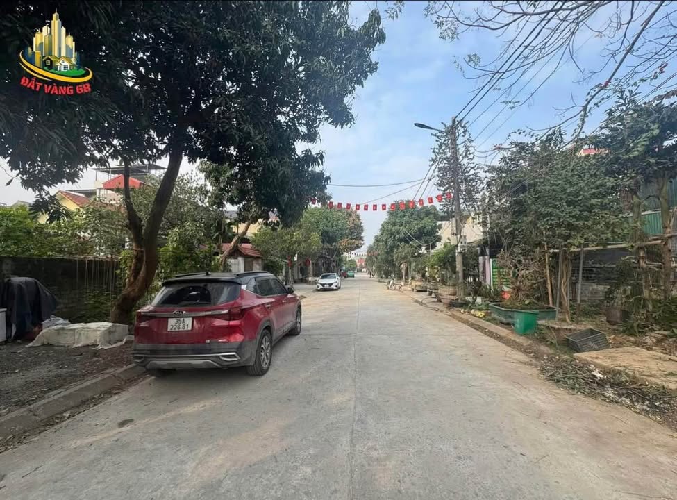 Đất Vàng Ninh Bình - 100m² Mặt Tiền 5.5m, Ngõ 825 Nguyễn Công Trứ, Giá 4 Tỷ