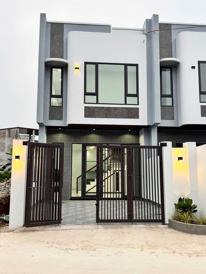 Nhà 2 Tầng Phường Thịnh Đán 100m² - Ô Tô Tránh Nhau, Giá Tốt