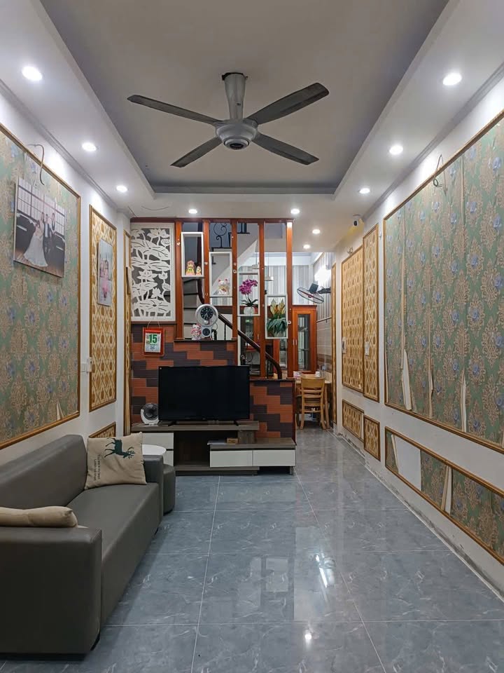 Cho thuê nhà 3 tầng full nội thất tại Yên Nghĩa, Hà Đông - 5 triệu/tháng