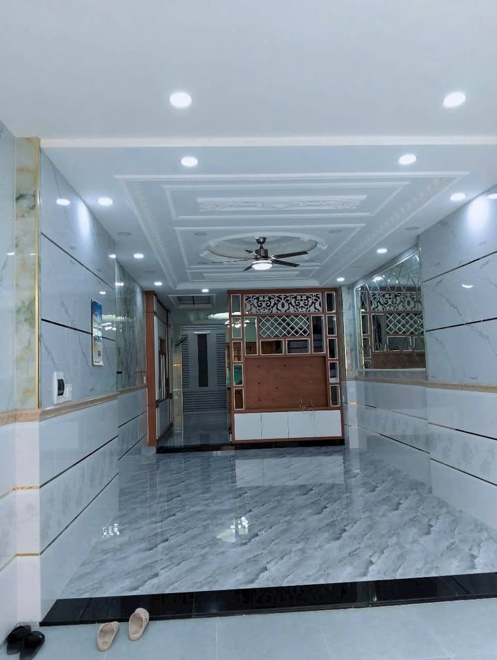 Cho thuê nhà nguyên căn Q12, 80m², 4PN, 4 lầu, 15 triệu/tháng