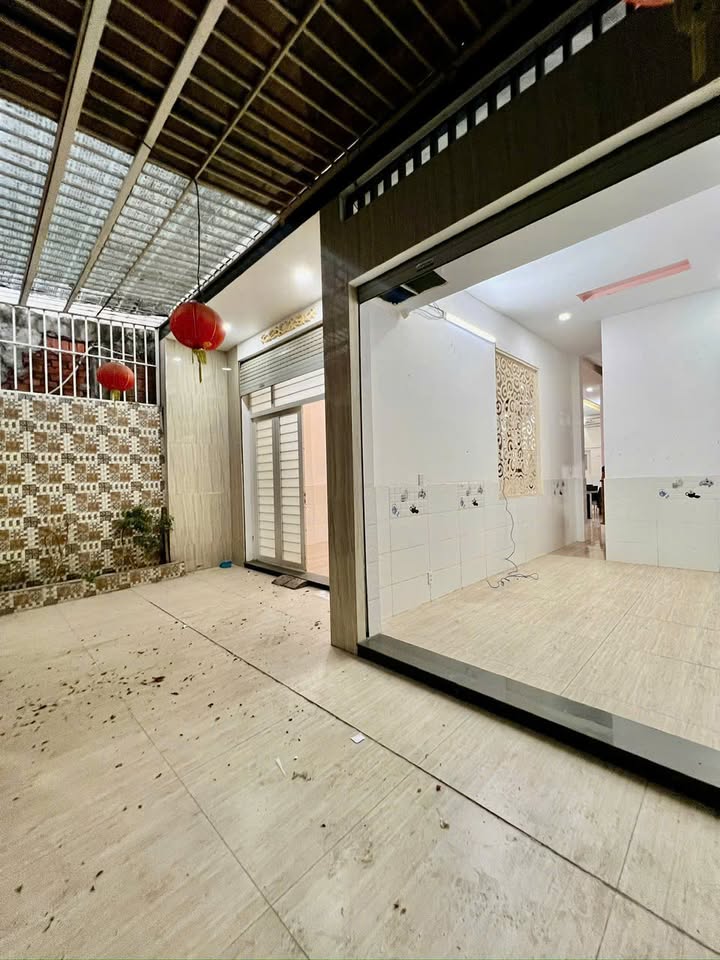 Townhouse An Phú Đông Q12 140m² 15tr - Cho thuê ngay