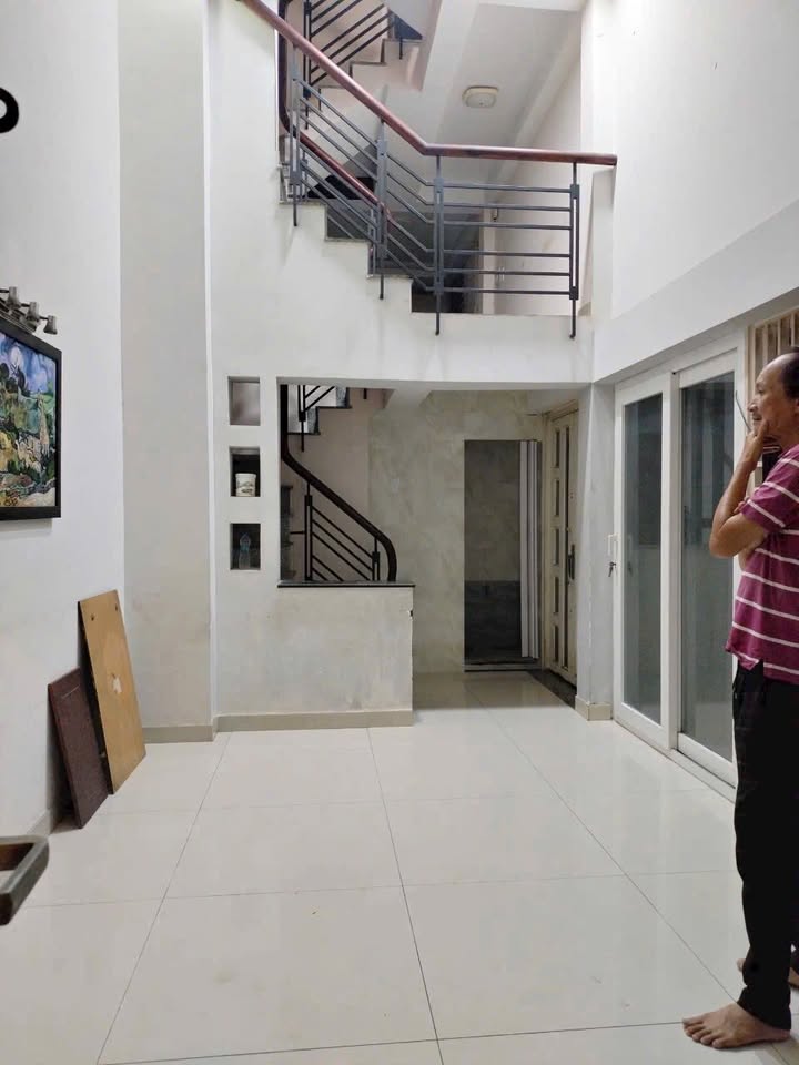 Nhà Góc 2 Mặt Tiền Tân Chánh Hiệp, Q12 - 3PN, Sẵn Sàng Ở Ngay