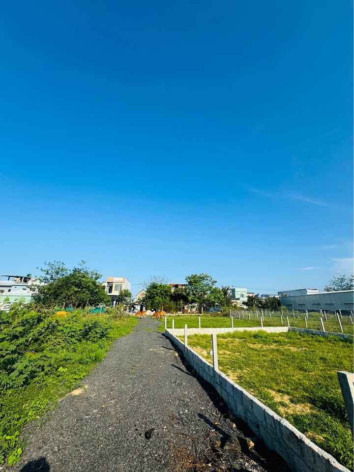 Đất nền Thôn Quang Châu 120m² - Đường to ô tô, Hòa Xuân, Cẩm Lệ