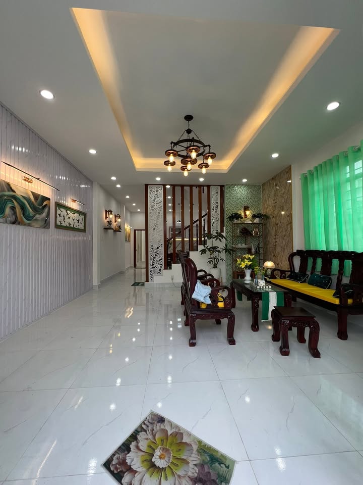 Nhà 75m² Cần Giuộc, Sổ Hồng Riêng - Gần QL50, Giá 2.99 Tỷ