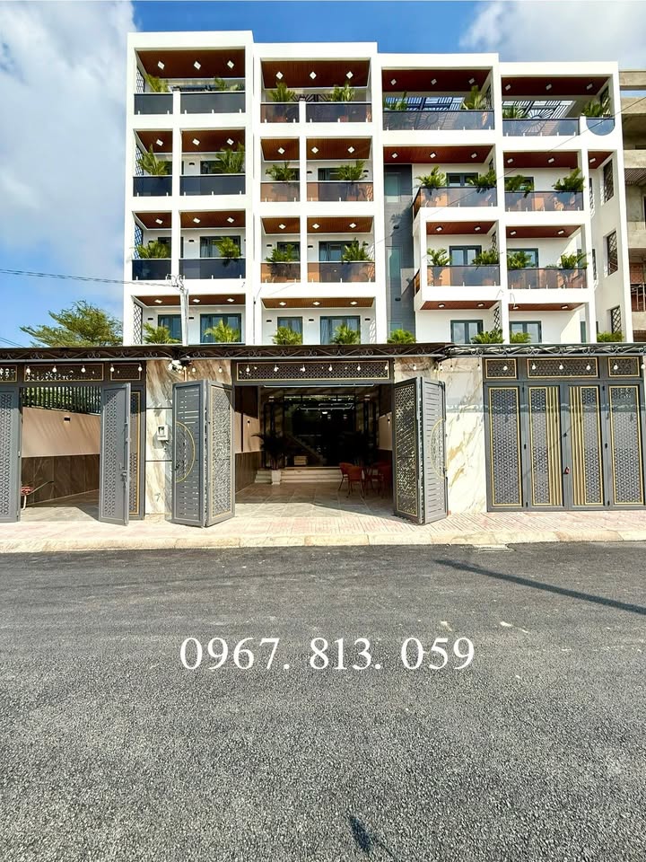 Nhà 95m² P.An Phú Đông, Q12 - 6PN, 4 Lầu, Sân Xe Hơi - Giá 7.1 Tỷ