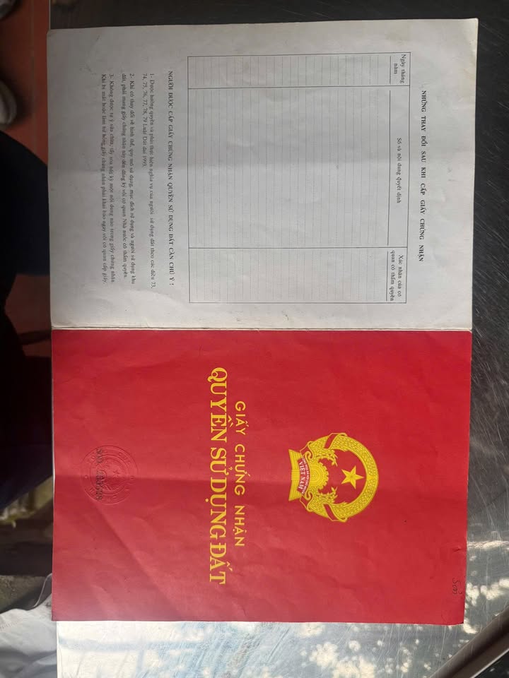 Bán đất Ba Vì 320m² - Sổ đỏ chính chủ, giá đầu tư chỉ nhỉnh 2 tỷ