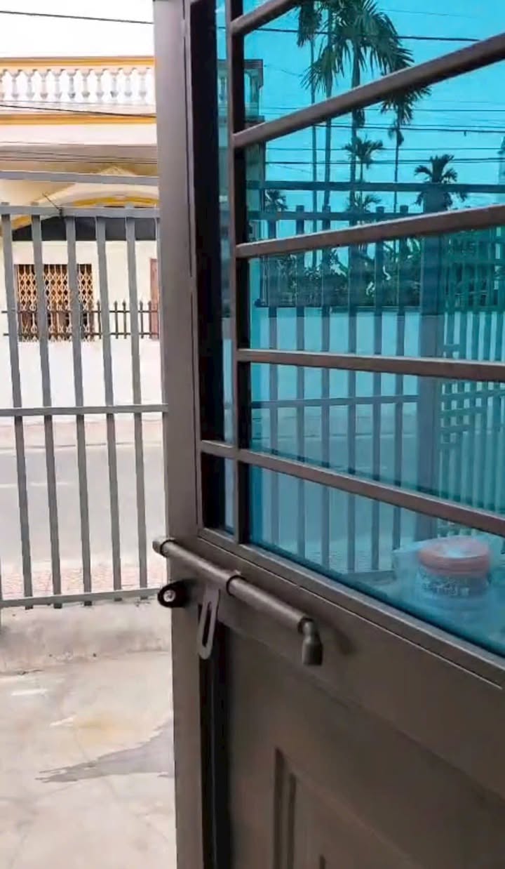 Nhà 170m² Mặt Đường Lương Quán, Hải Phòng - Sân Vườn Riêng