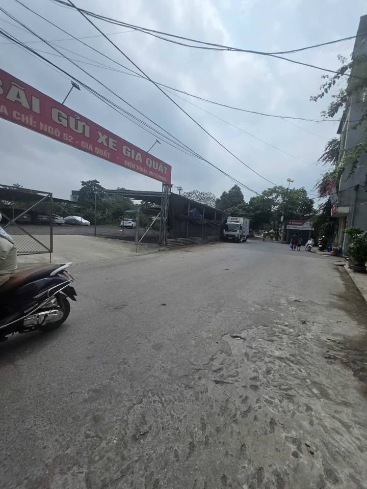 Đất nền Gia Quất, Bồ Đề 50m² - Sổ đỏ chính chủ, ô tô tránh!
