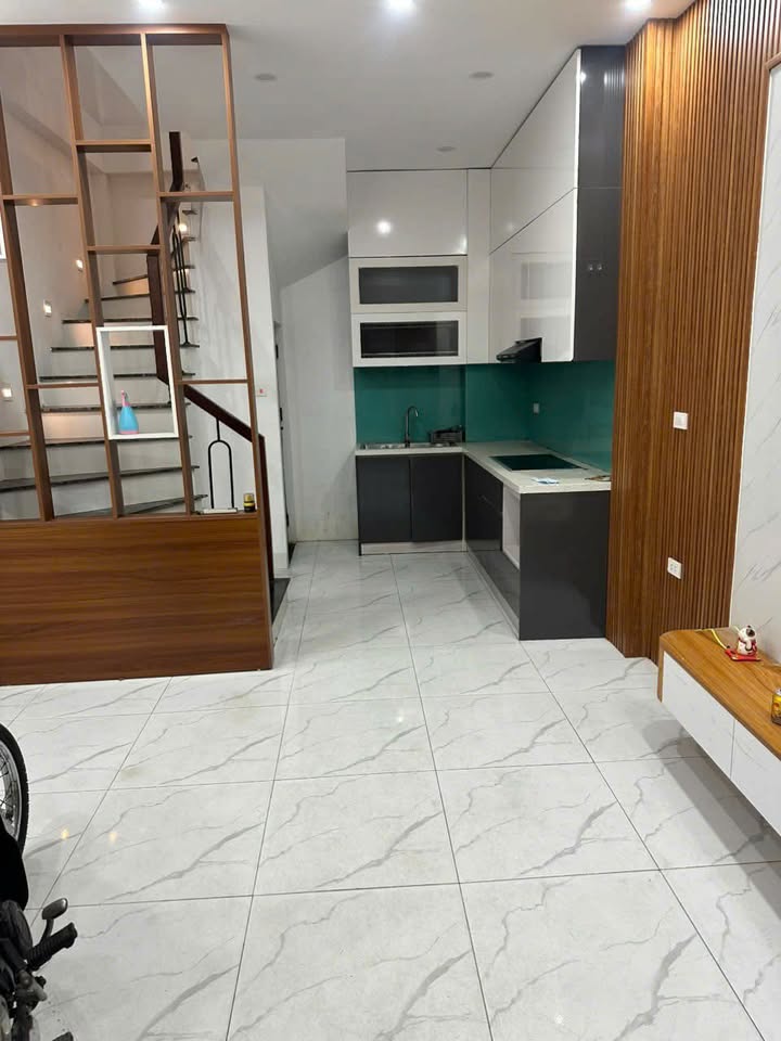 Bán nhà Tây Mỗ 30m² 5 tầng 6.8 tỷ - Full nội thất, ở ngay!