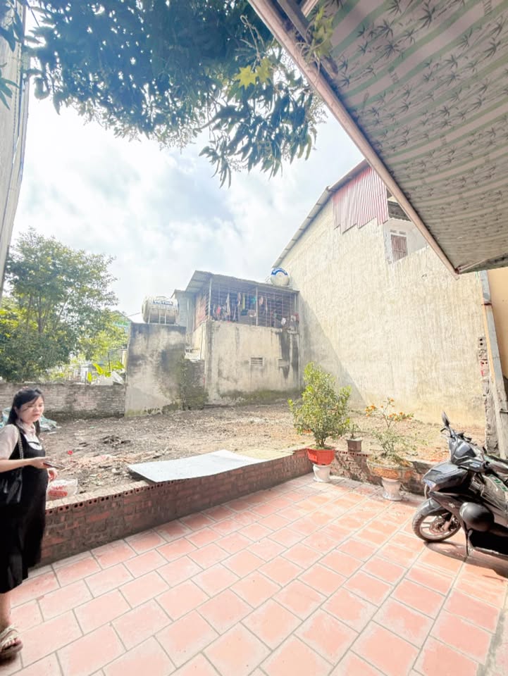 Bán Đất Nền Nông Trang, Việt Trì 105m² - Sổ Đỏ Sẵn Sàng