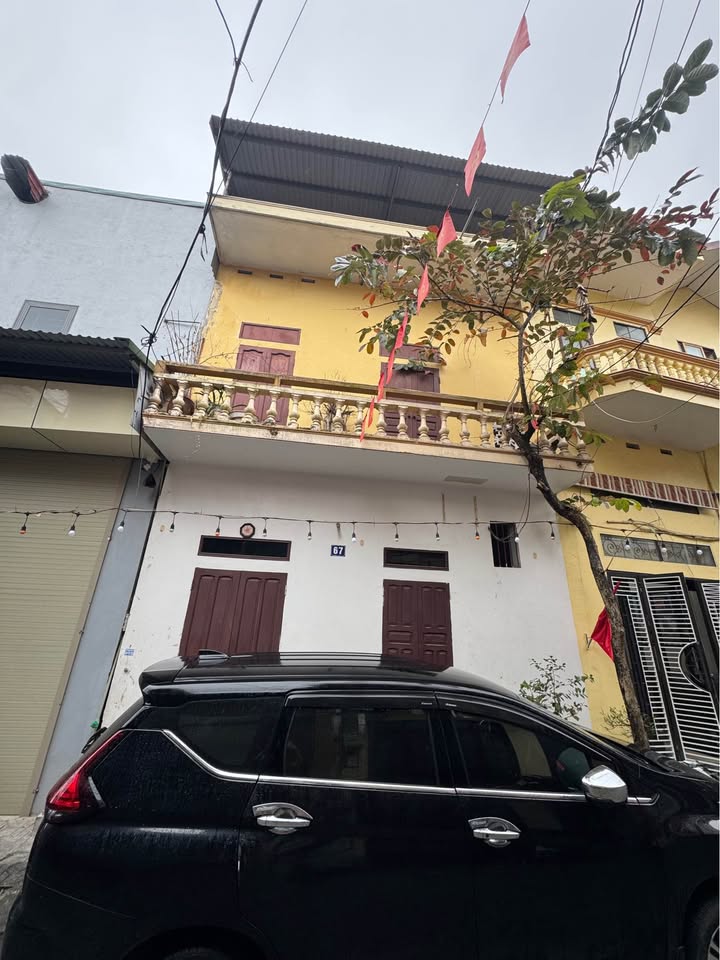 Nhà 2 tầng ngõ Phạm Hồng Thái, Vân Giang 79.6m² - Ô tô vào tận nhà!